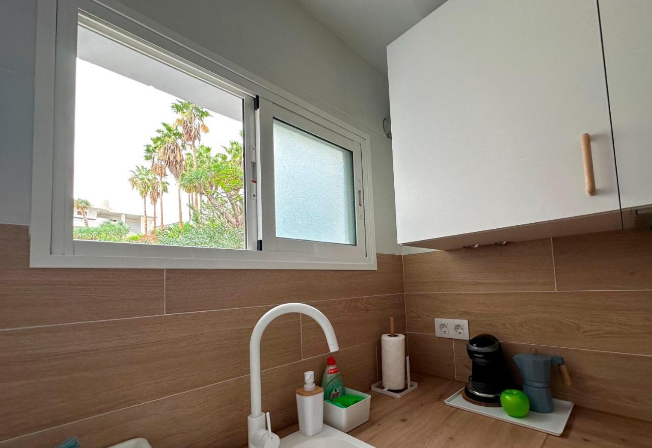 Modern Open-Plan Studio With Terrace And Sea View Tabaiba Екстериор снимка