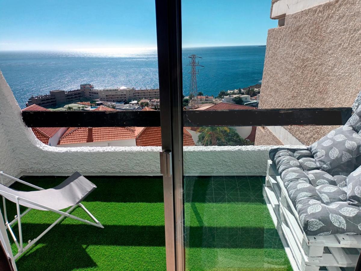 Modern Open-Plan Studio With Terrace And Sea View Tabaiba Екстериор снимка