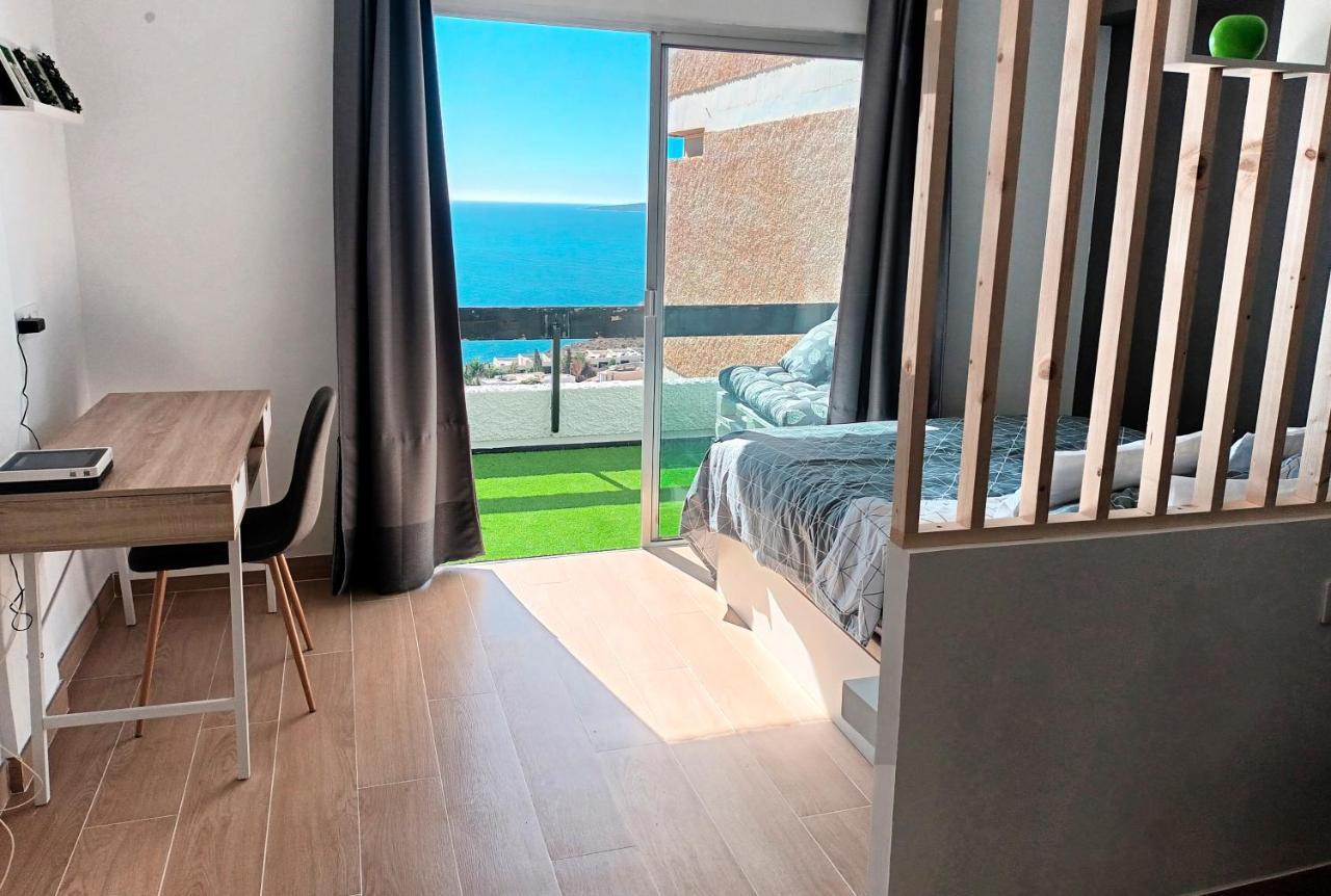 Modern Open-Plan Studio With Terrace And Sea View Tabaiba Екстериор снимка