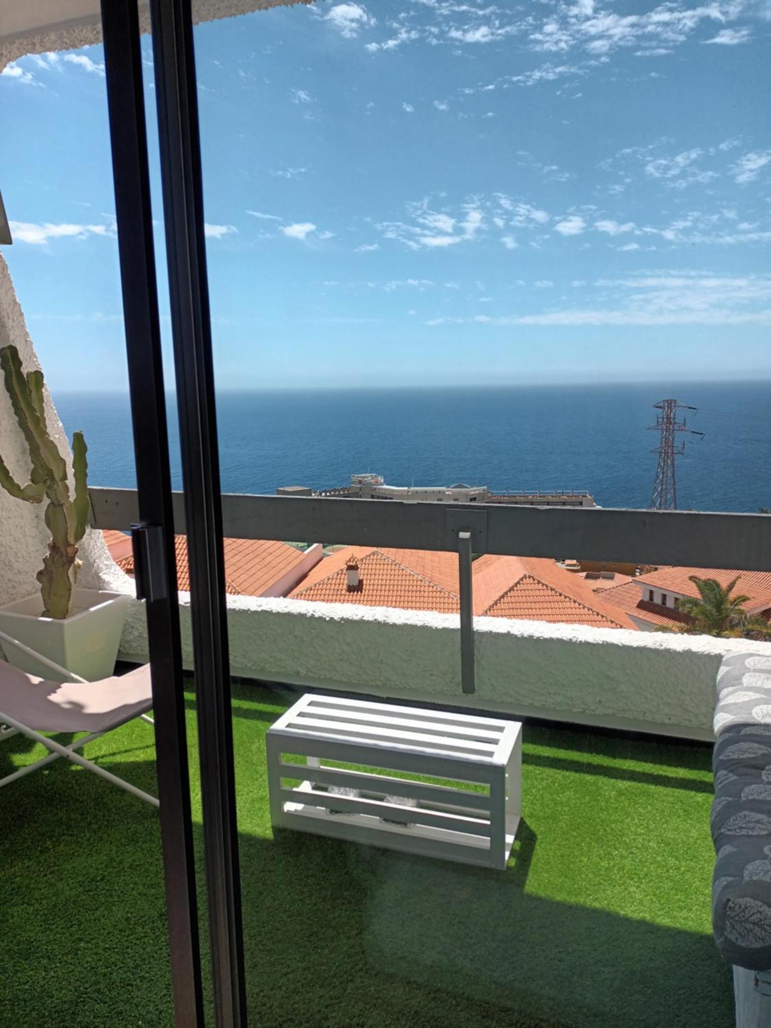 Modern Open-Plan Studio With Terrace And Sea View Tabaiba Екстериор снимка